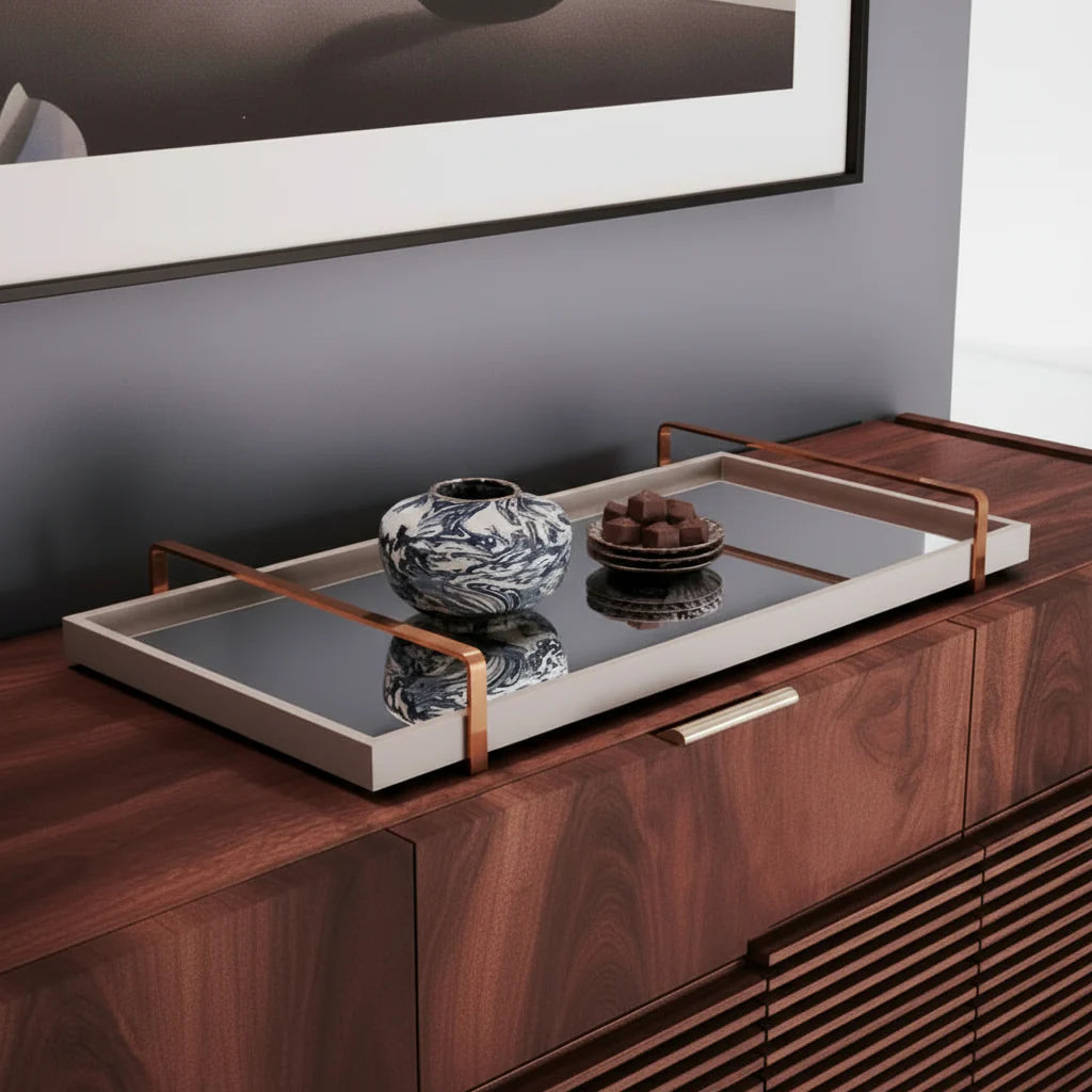 Bandeja Decorativa Espelhada – Sofisticação com Alças Metálicas