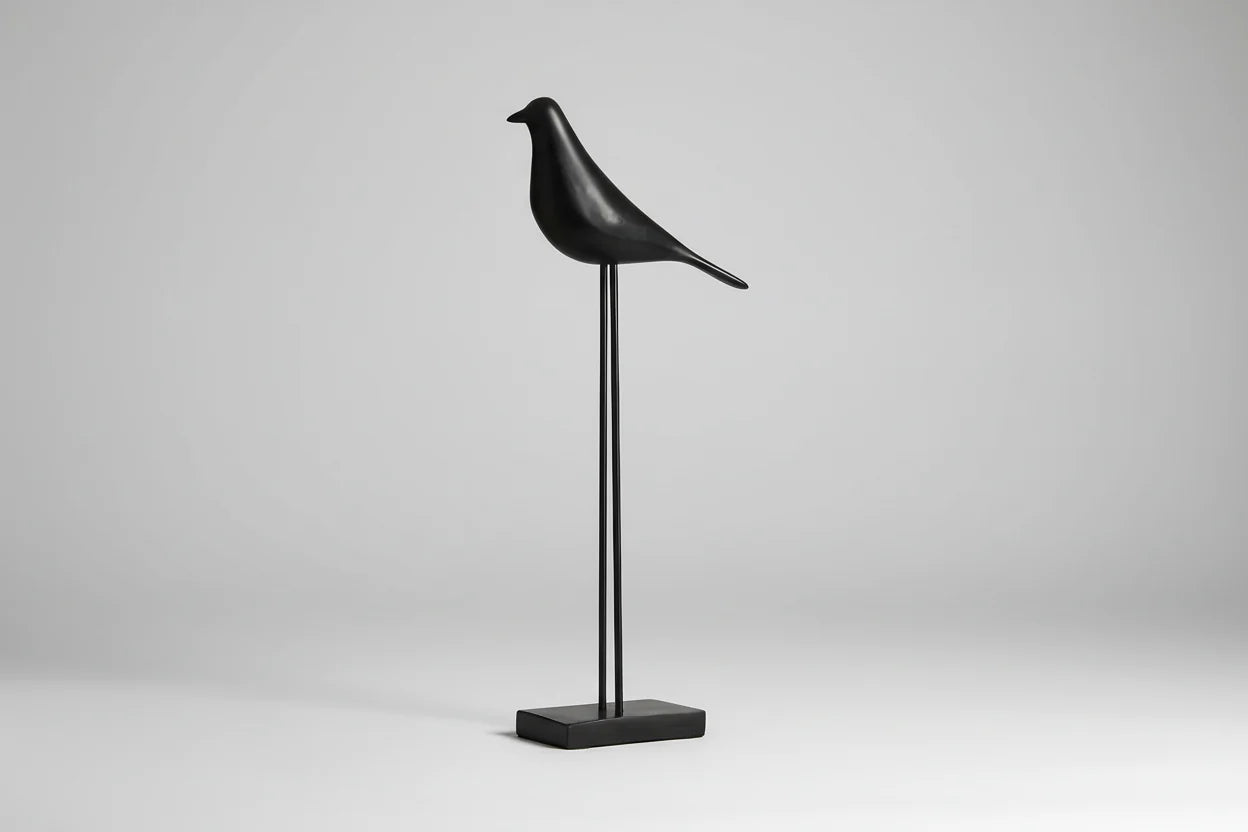 Estátua de Pássaro em Resina – Design Nórdico