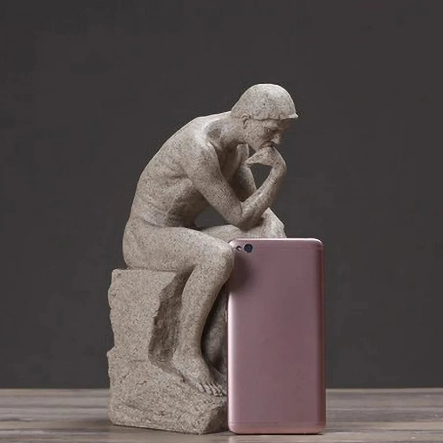 Estátua Pensador Minimalista em Resina – Decoração